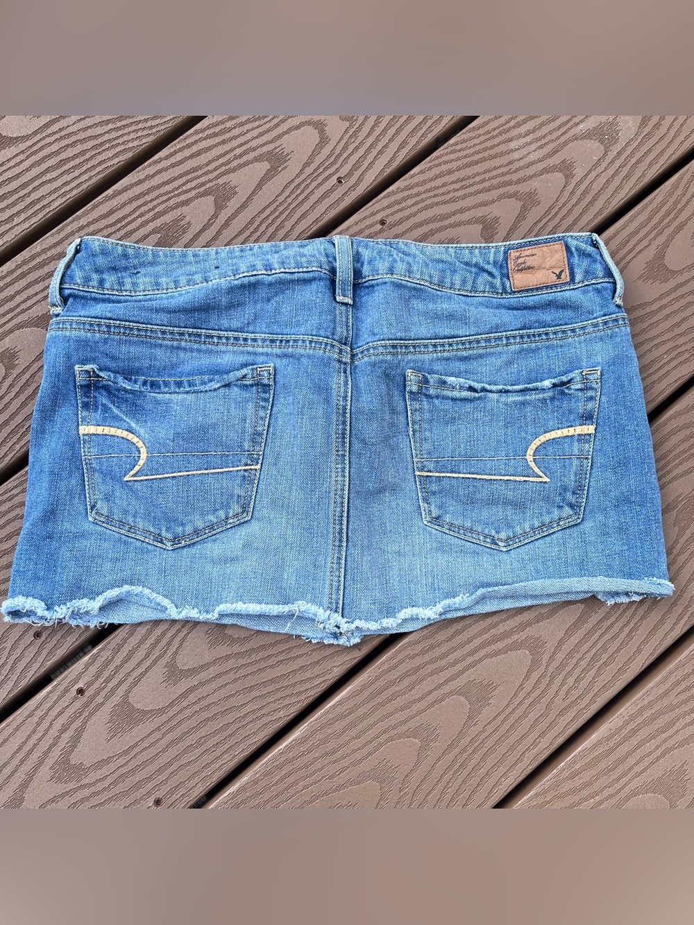 American Eagle Vintage Y2K Lowrise Distressed Denim Mini Skirt 6